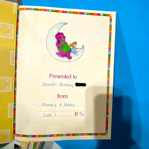 BARNEY THE PURPLE DINOSAUR VTG 90’s BOOK BUNDLE OF 4 BOOKS & PURPLE DINOSAUR - Picture 10 of 10